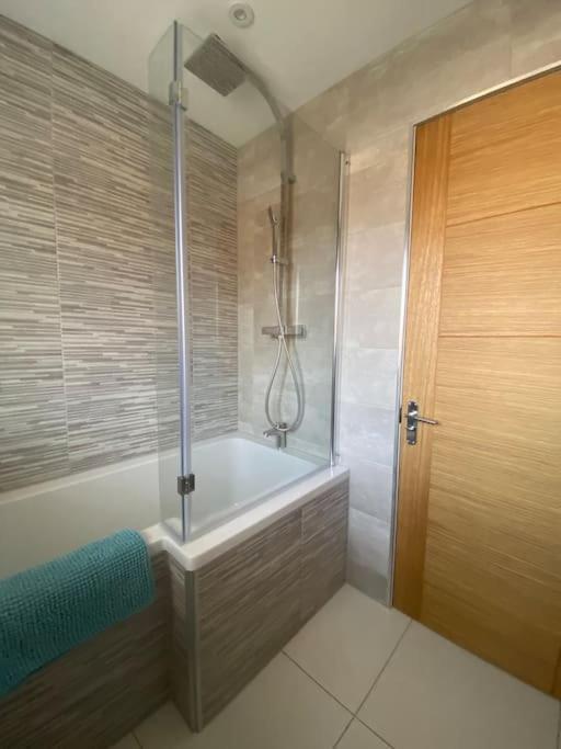 Beautiful 3 Bed Home In The Heart Of New Forest Hordle エクステリア 写真