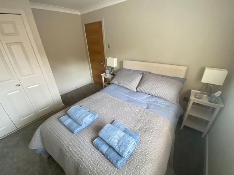 Beautiful 3 Bed Home In The Heart Of New Forest Hordle エクステリア 写真
