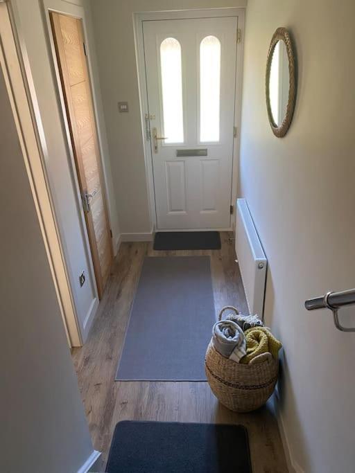 Beautiful 3 Bed Home In The Heart Of New Forest Hordle エクステリア 写真